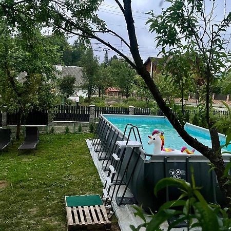 Ніч Над Карпатами Hotell Slavskoje Eksteriør bilde