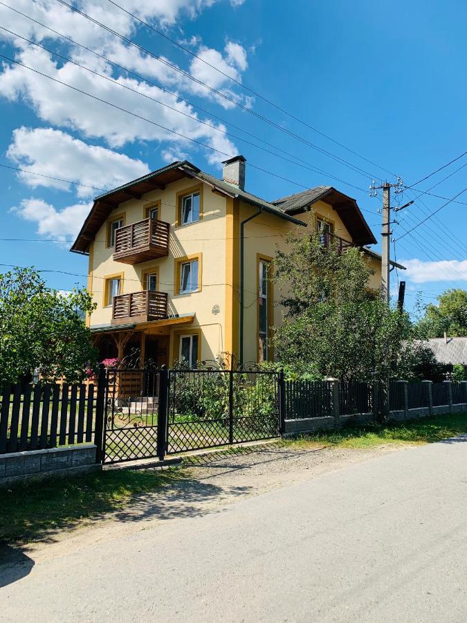 Ніч Над Карпатами Hotell Slavskoje Eksteriør bilde