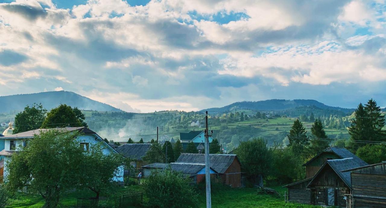 Ніч Над Карпатами Hotell Slavskoje Eksteriør bilde