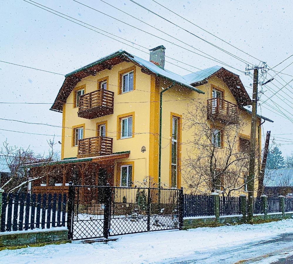 Ніч Над Карпатами Hotell Slavskoje Eksteriør bilde