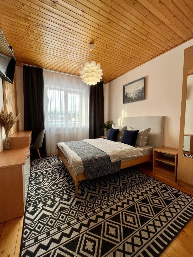 Ніч Над Карпатами Hotell Slavskoje Eksteriør bilde