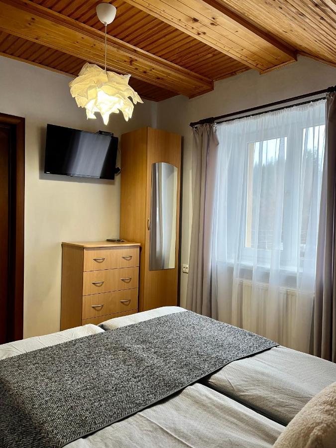 Ніч Над Карпатами Hotell Slavskoje Eksteriør bilde