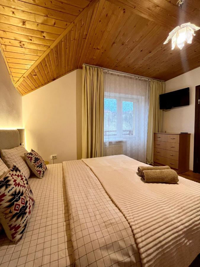 Ніч Над Карпатами Hotell Slavskoje Eksteriør bilde